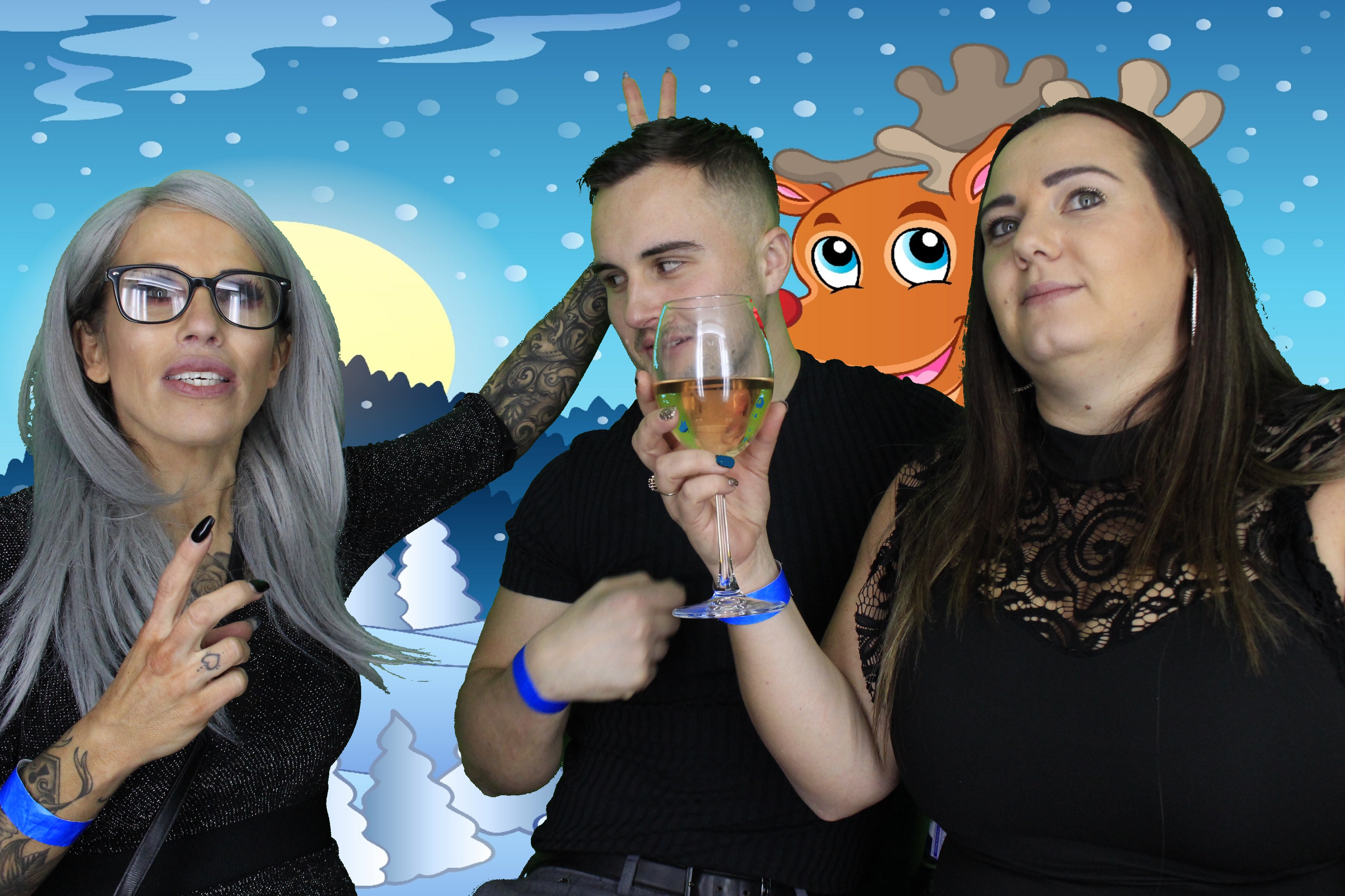 Guardian Christmas Party | View more photos from the event at gallery.myphotoboothexperience.co.uk/u/MyPhotoBoothExperienceLtd/Guardian-Christmas-Party